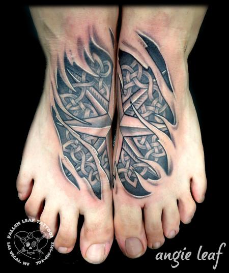 Angela Leaf - Black and Grey Celtic Compass Foot Tattoo